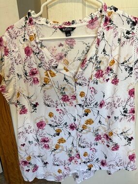 Buffalo David Bitton White Floral Blouse with Pink & Yellow Flowers